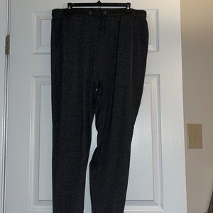 Beyond This Plane joggers